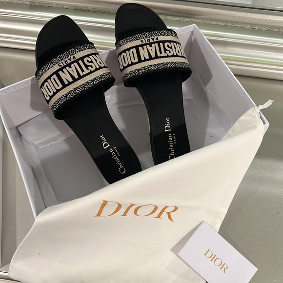 Beautiful - Picture 4 of 4